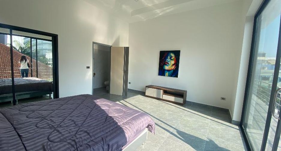 Casa en venta de 6 habitaciones en Bang Lamung, Chonburi
