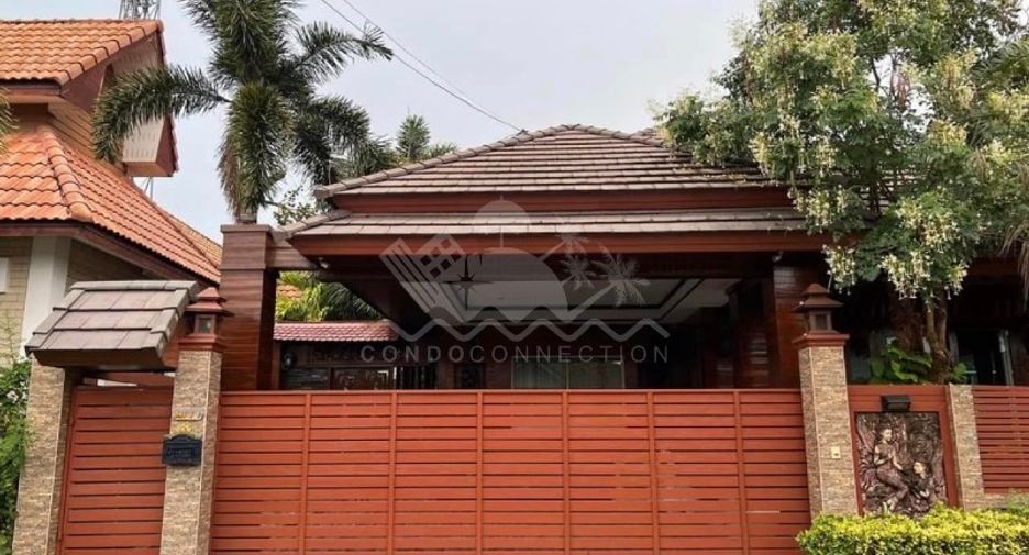 Casa en venta y en alquiler de 3 habitaciones en Bang Lamung, Chonburi