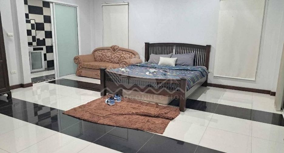 Casa en venta y en alquiler de 3 habitaciones en Bang Lamung, Chonburi