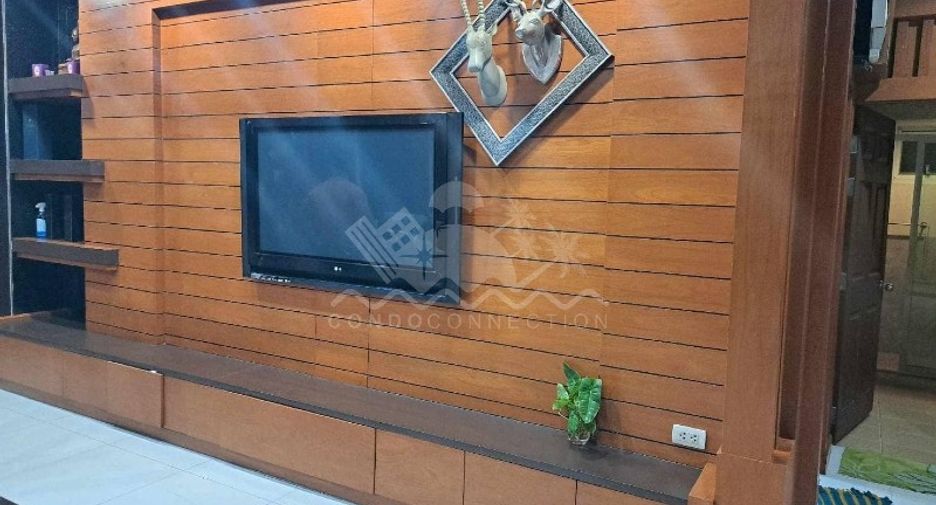 Casa en venta y en alquiler de 3 habitaciones en Bang Lamung, Chonburi