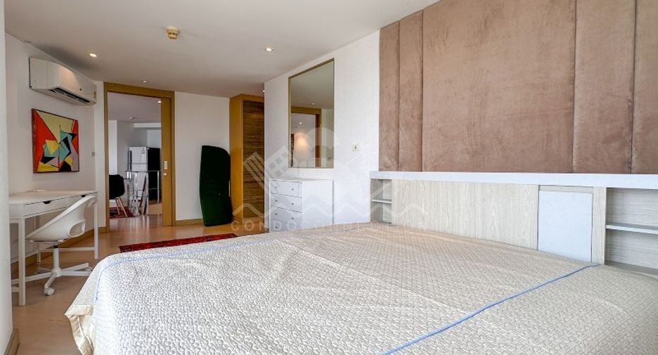 For sale 2 bedrooms condo in Yan Nawa, Bangkok