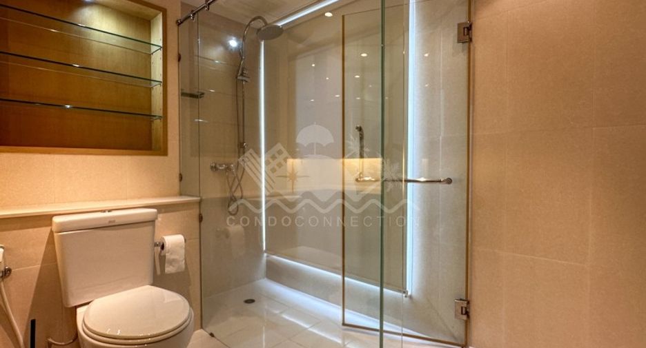For sale 2 bedrooms condo in Yan Nawa, Bangkok