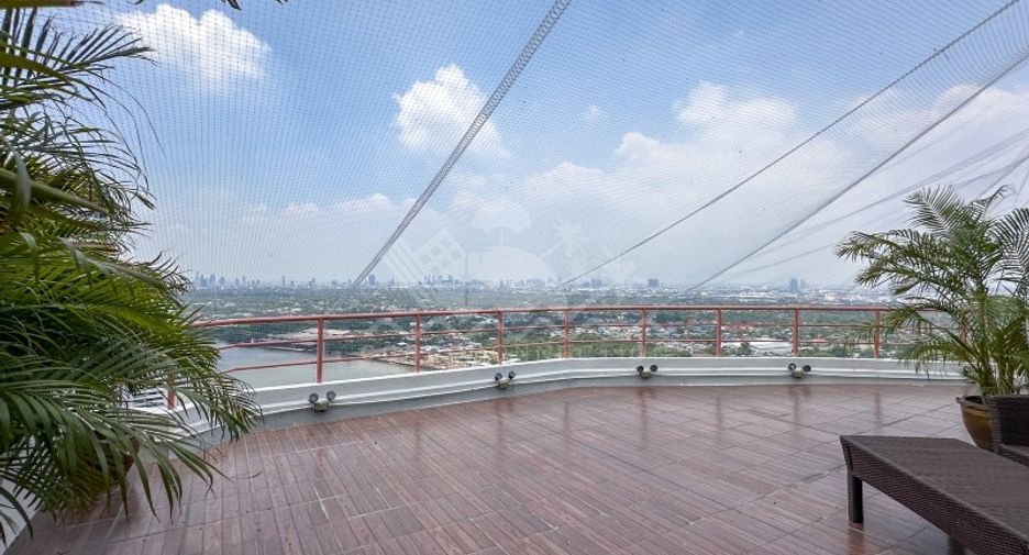 For sale 2 bedrooms condo in Yan Nawa, Bangkok