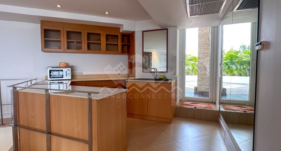 For sale 2 bedrooms condo in Yan Nawa, Bangkok
