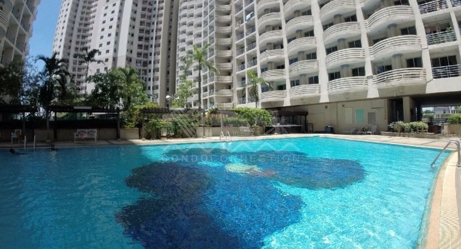 For sale 2 bedrooms condo in Yan Nawa, Bangkok