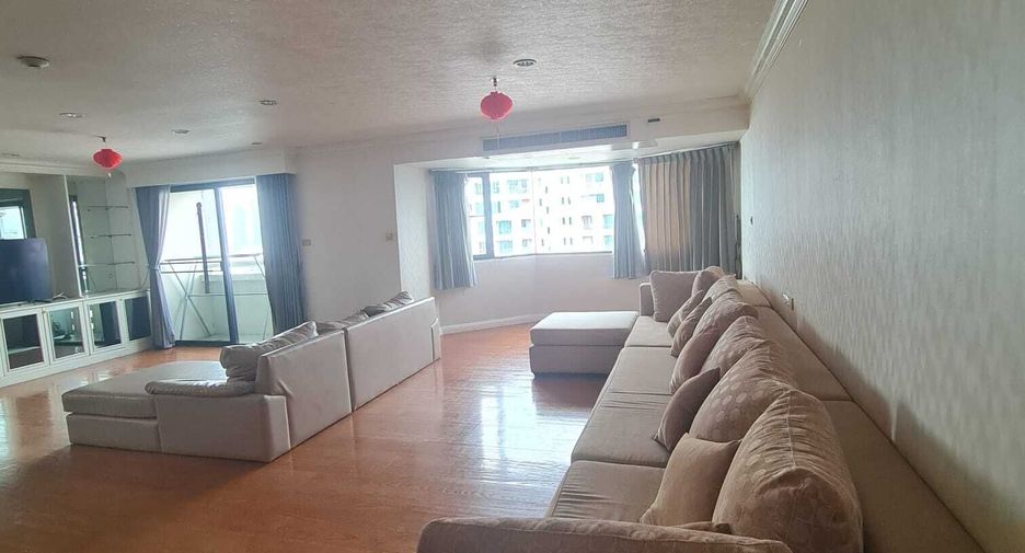 For sale 4 bedrooms condo in Khlong Toei, Bangkok