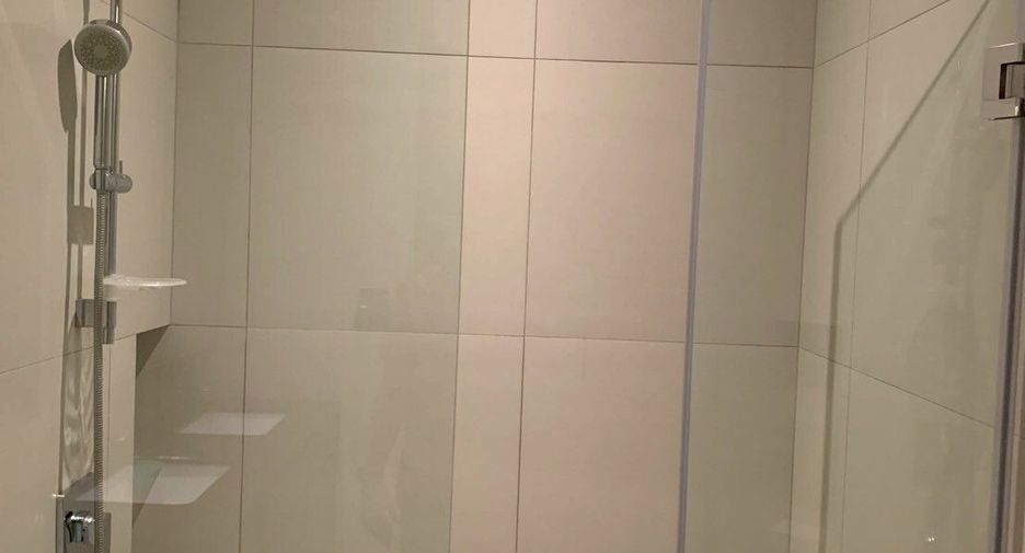 For rent 3 bedrooms apartment in Khlong Toei, Bangkok