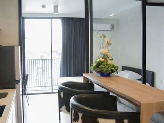 For rent studio condo in Khlong Toei, Bangkok