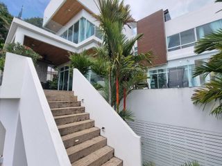 For sale and for rent 3 bedrooms villa in Mueang Phuket, Phuket