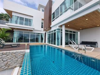 For sale and for rent 3 bedrooms villa in Mueang Phuket, Phuket