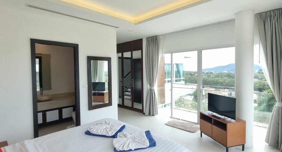 For sale and for rent 3 bedrooms villa in Mueang Phuket, Phuket