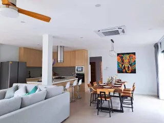 Casa en alquiler de 4 habitaciones en Thalang, Phuket