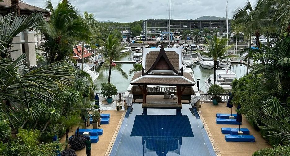 For sale 4 bedrooms condo in Mueang Phuket, Phuket