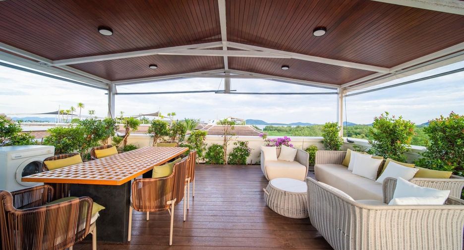For sale 4 bedrooms condo in Mueang Phuket, Phuket