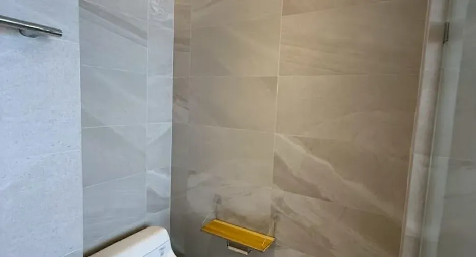 For sale 1 bed condo in Si Racha, Chonburi