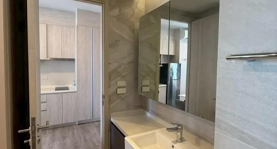 For sale 1 bed condo in Si Racha, Chonburi