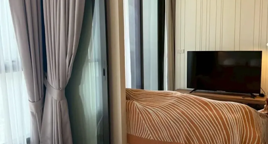 For sale 1 bed condo in Si Racha, Chonburi