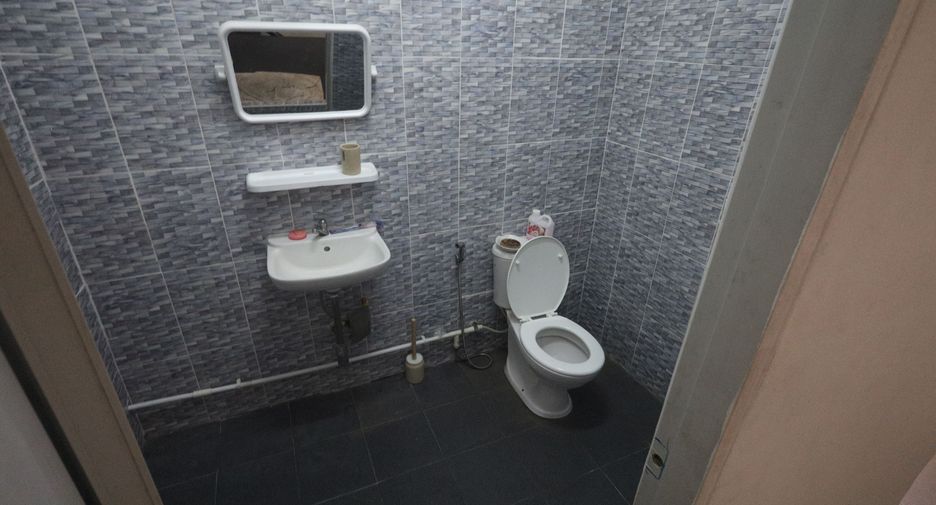 For sale 5 bedrooms retail Space in Bang Lamung, Chonburi