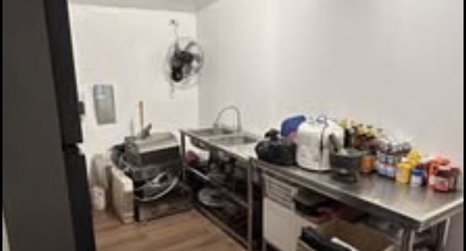 For sale 1 bed retail Space in Ko Samui, Surat Thani