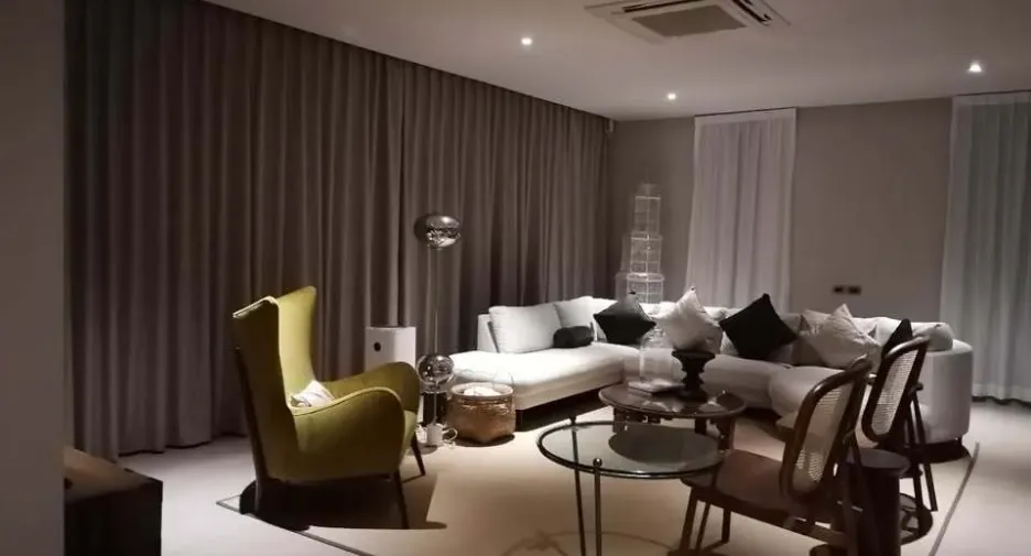For rent 4 bedrooms house in Watthana, Bangkok