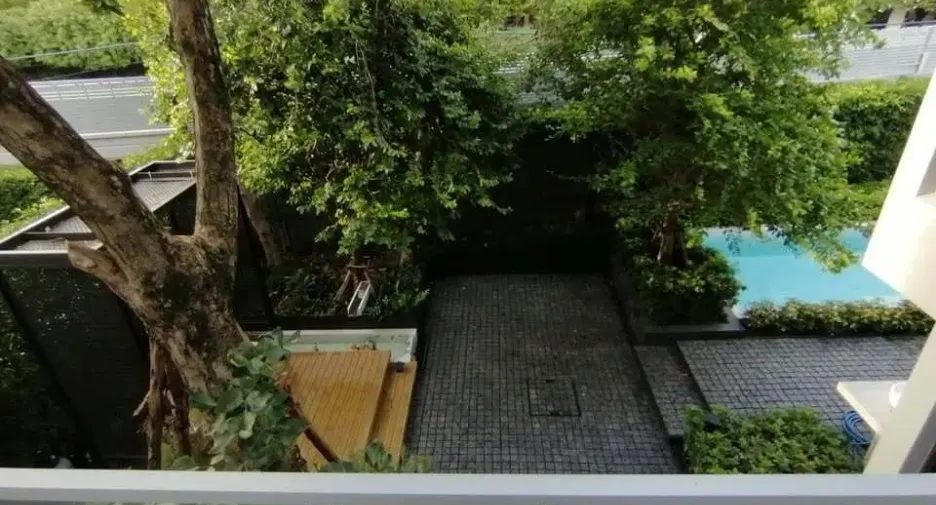 For rent 4 bedrooms house in Watthana, Bangkok