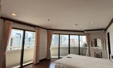 À louer 2 chambres condo à Khlong Toei, Bangkok