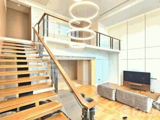 For rent 4 ベッドルーム condo in Khlong San, Bangkok