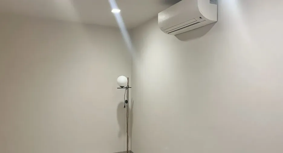 For rent 3 bedrooms apartment in Khlong Toei, Bangkok