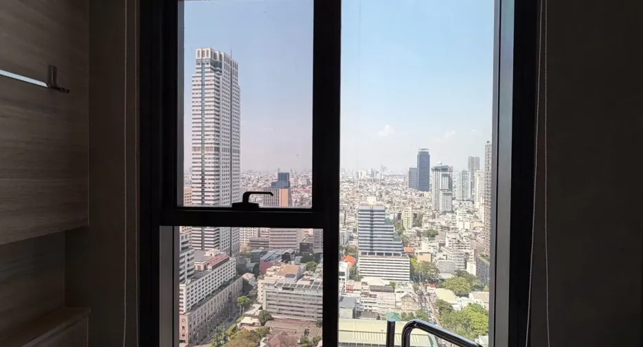 For sale 3 bedrooms condo in Sathon, Bangkok