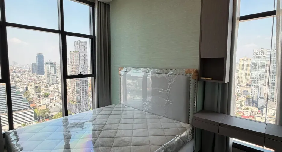 For sale 3 bedrooms condo in Sathon, Bangkok
