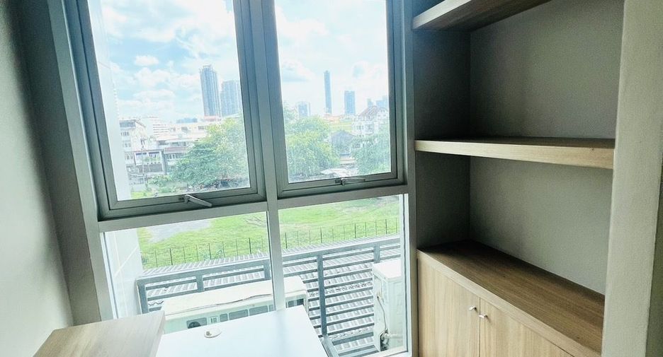 For sale 1 bed condo in Watthana, Bangkok