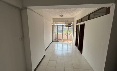 For sale and for rent 2 bedrooms condo in Khlong Toei, Bangkok