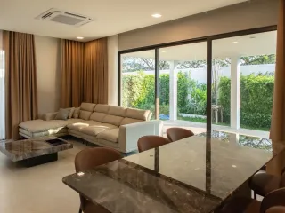 For rent 4 bedrooms house in Bang Phli, Samut Prakan