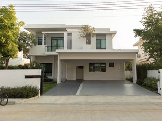 出租 4 卧室 独立屋 在 Bang Phli, Samut Prakan