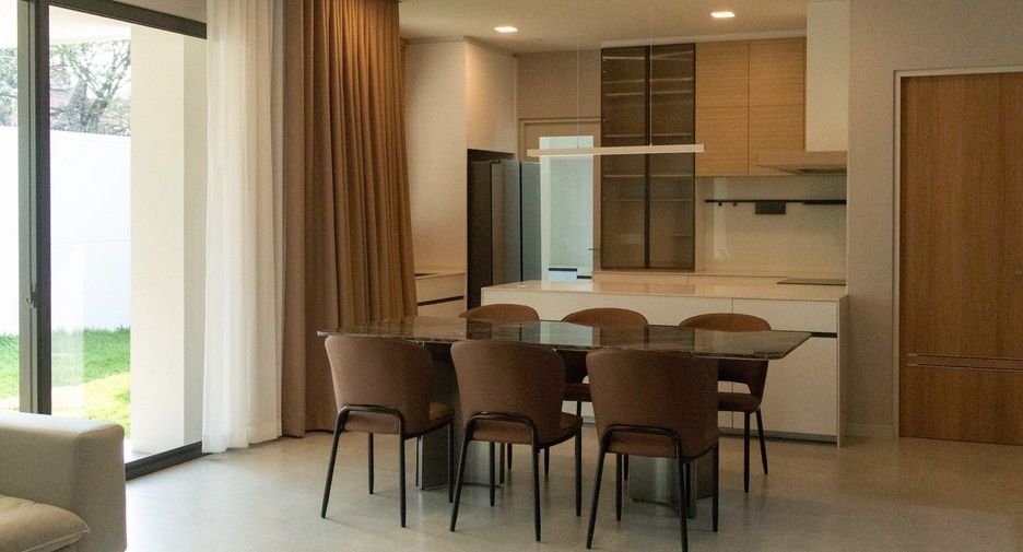 For rent 4 bedrooms house in Bang Phli, Samut Prakan
