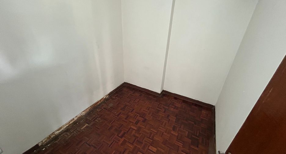 For sale and for rent 2 bedrooms condo in Khlong Toei, Bangkok