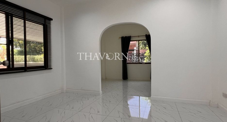 À vendre 3 chambres maison à Bang Lamung, Chonburi