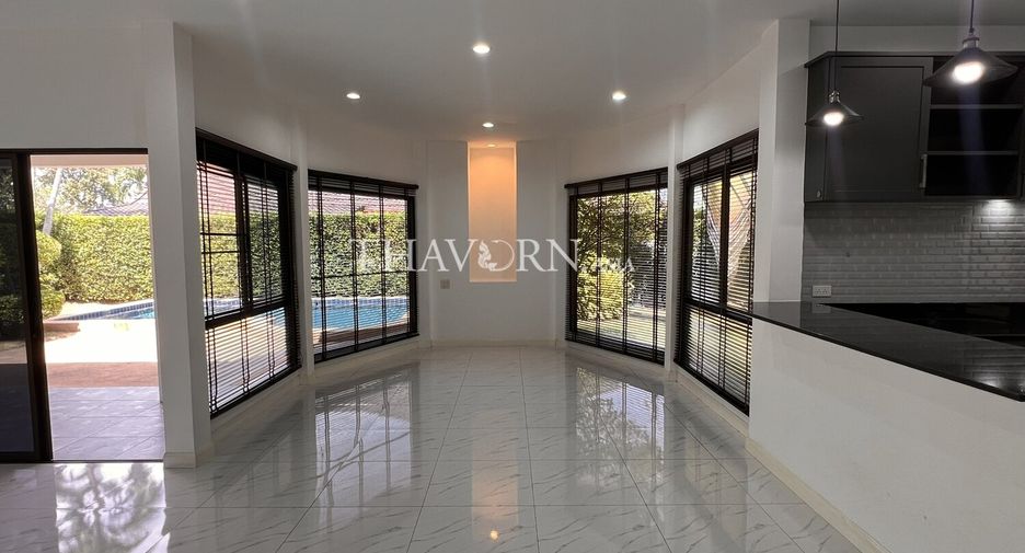À vendre 3 chambres maison à Bang Lamung, Chonburi