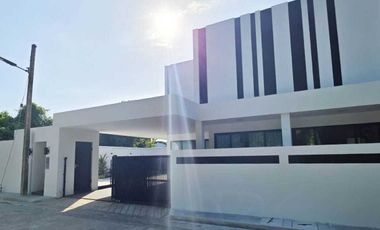 Villa en alquiler de 3 habitaciones en Thalang, Phuket
