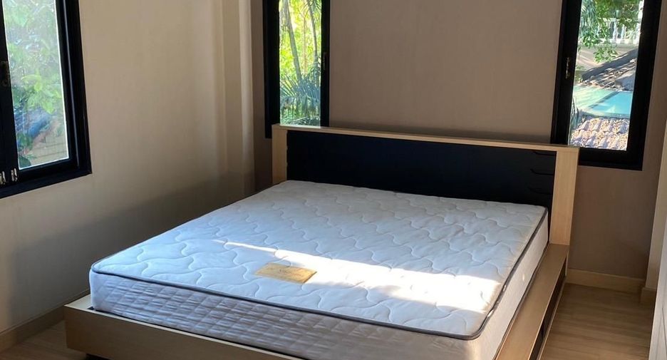 Haus zum Kauf und zur Miete mit 3 Zimmer in Watthana, Bangkok