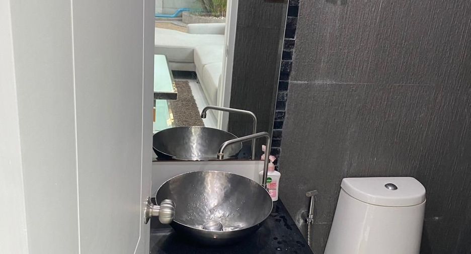 Haus zum Kauf und zur Miete mit 3 Zimmer in Watthana, Bangkok