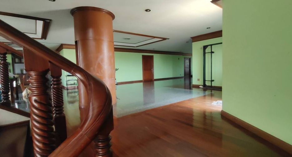出售 4 卧室 办公室 在 Nuea Khlong, Krabi