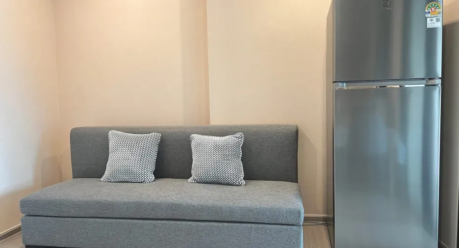 For rent 2 bedrooms condo in Mueang Samut Prakan, Samut Prakan