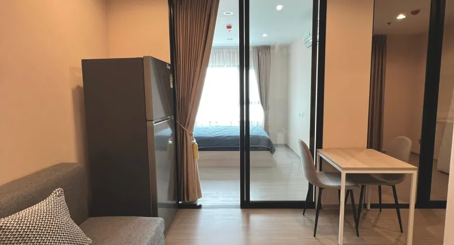 For rent 2 bedrooms condo in Mueang Samut Prakan, Samut Prakan