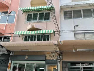 For Rent 4 Bedroom Townhouse In Bueng Kum, Bangkok