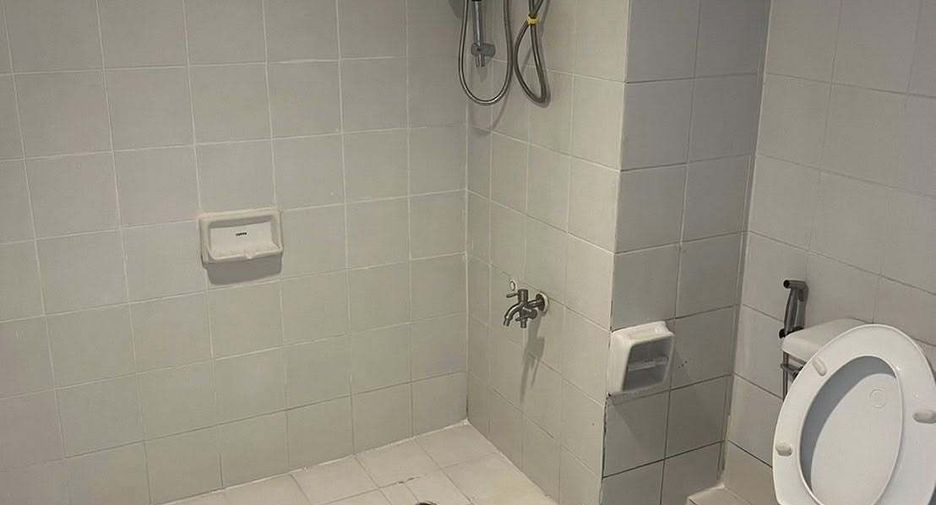 For rent 1 bed condo in Bang Kapi, Bangkok