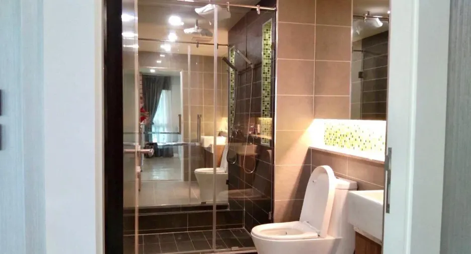 For rent 1 bed condo in Bang Lamung, Chonburi