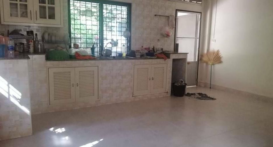 For sale 2 bedrooms townhouse in Ao Luek, Krabi