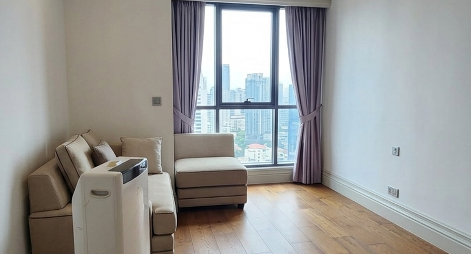 For rent 3 bedrooms condo in Pathum Wan, Bangkok