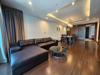 For rent 3 bedrooms condo in Sathon, Bangkok